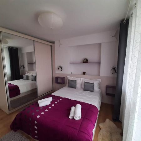 Chic Apartament เดวา ภายนอก รูปภาพ
