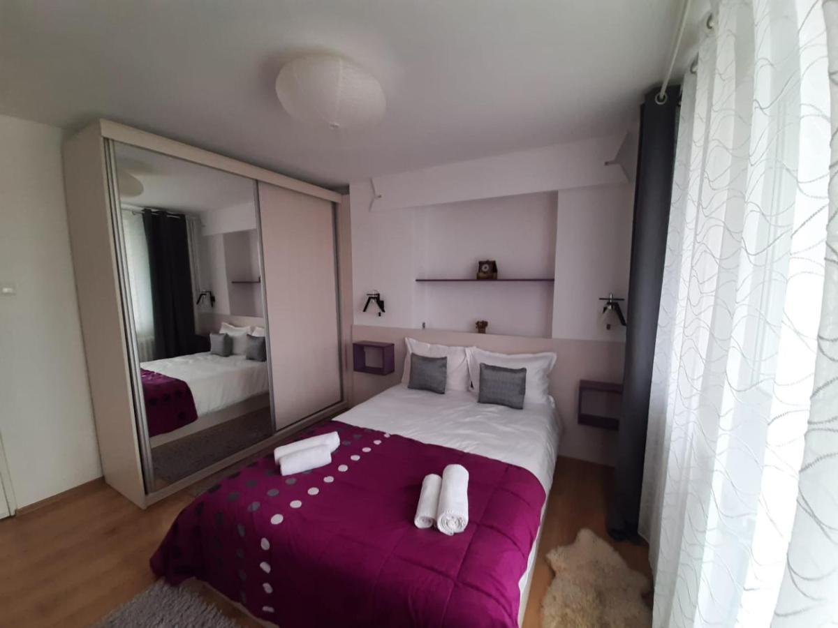Chic Apartament เดวา ภายนอก รูปภาพ